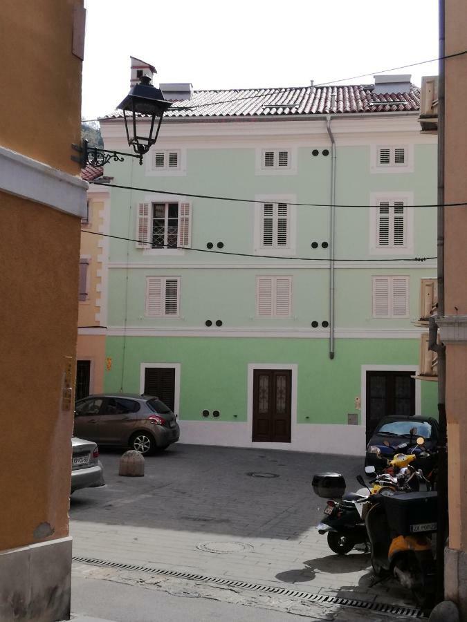 Lunaja * Piran